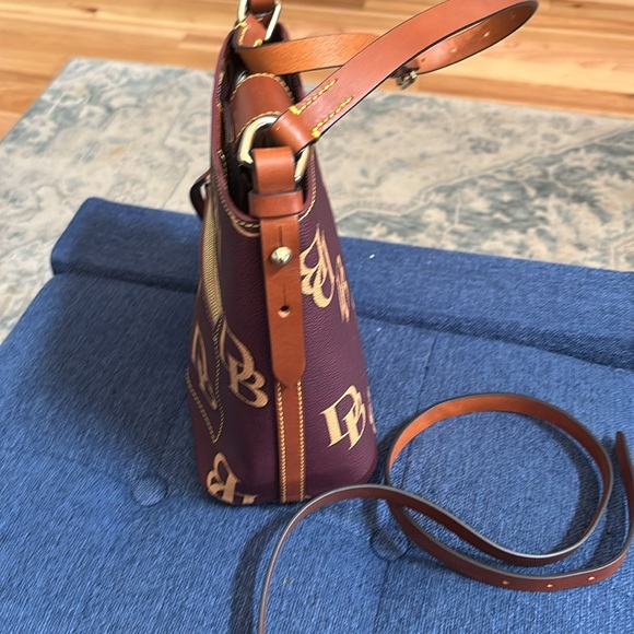 Dooney and Bourke Small Riley bag - Picture 3 of 8